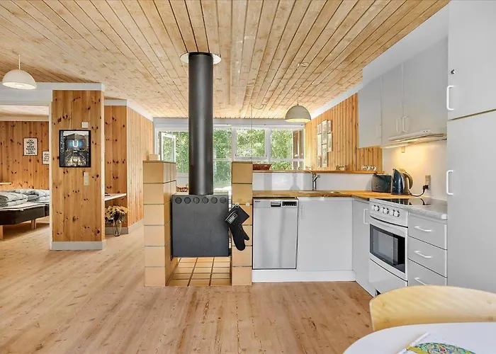 M15022-vaeggerlose-botolundvej-187 * Bøtø By