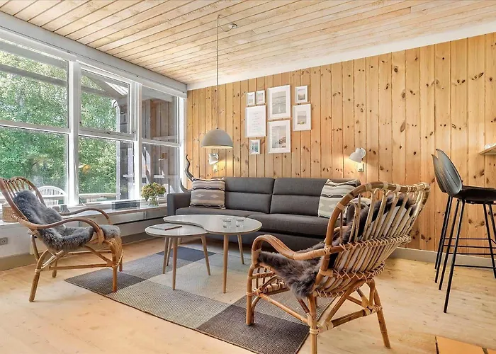 M15022-vaeggerlose-botolundvej-187 *